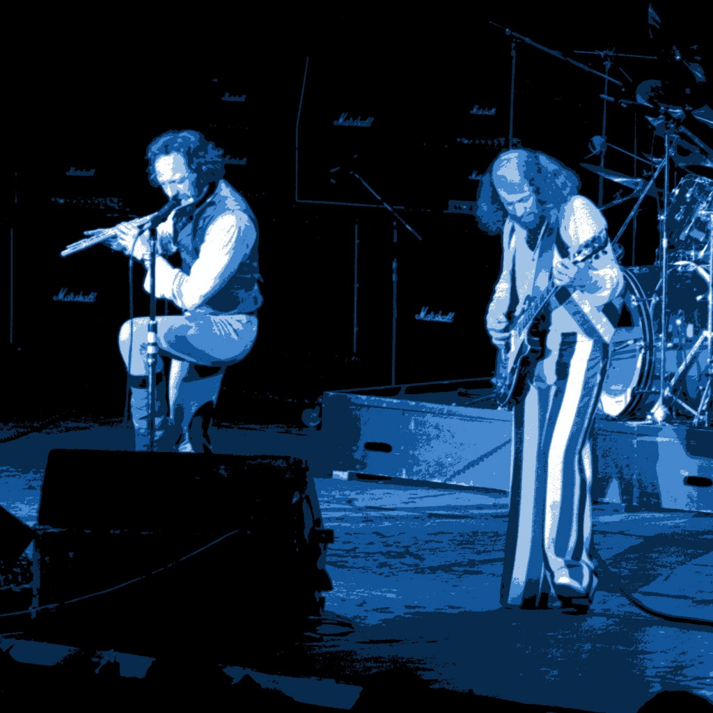 JETHRO TULL PERFORMING LIVE IN PULLMAN, WASHINGTON ON MARCH 5, 1977. PHOTO BY BEN UPHAM. MAGICAL MOMENT PHOTOS.